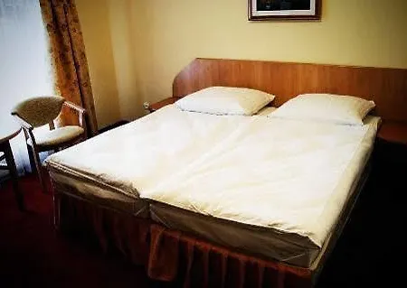Hotel Karczyce Szálloda Karczyce